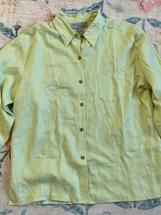 REAL Comfort Tops - New Linen Button-Down Shirt